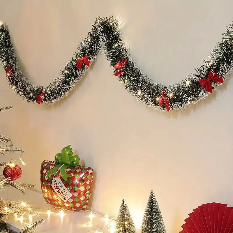 Guirlande de Noël lumineuse à  - Tinsel Garland Decoration avis et prix